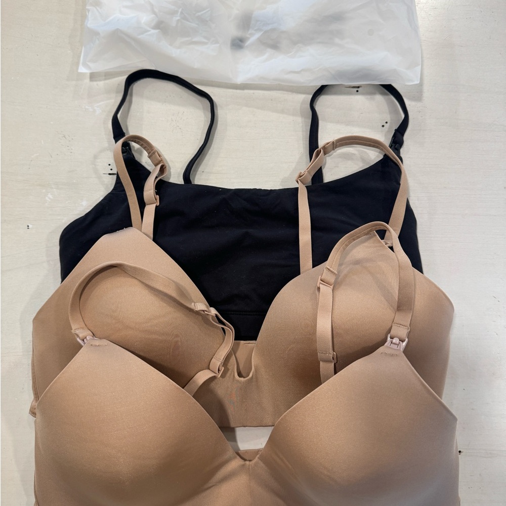 SKIMS Maternity | 2 Nursing & 1 Pumping Bralette